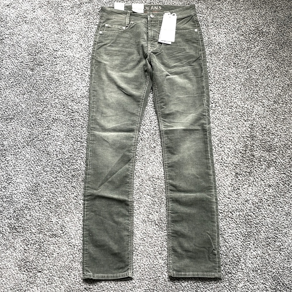 MAC Jeans Green Corduroy Jeans W30